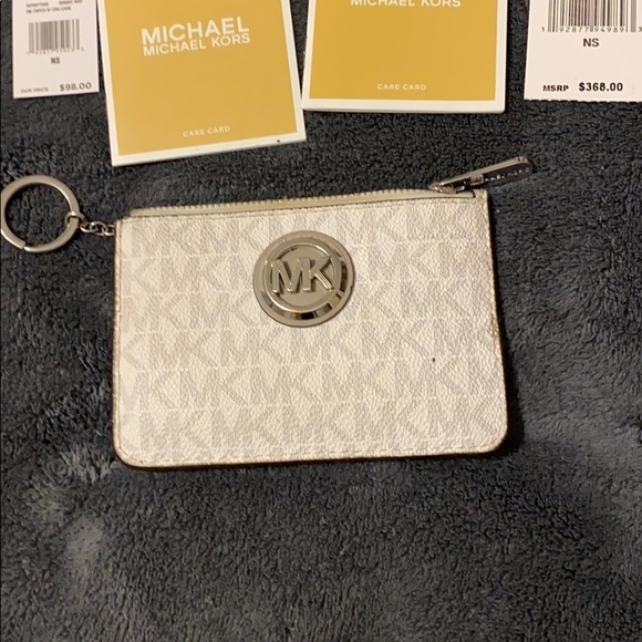 Michael Kors Bag - Picture 8 of 10